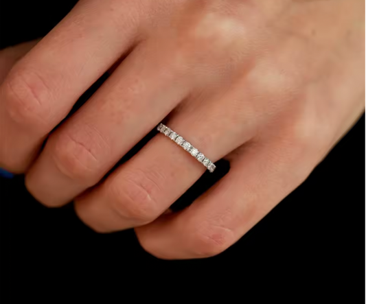 Halo Éternel — Alliance Éternity en Moissanite