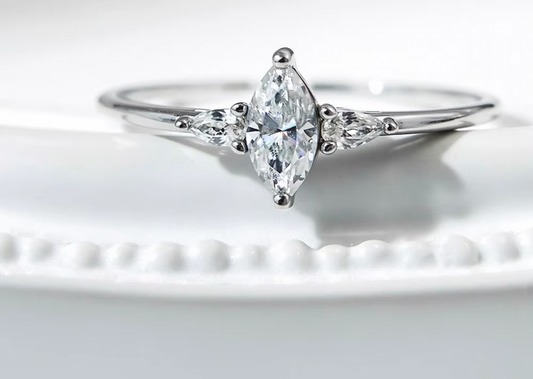 Bague trio d'astre Marquise – Moissanite