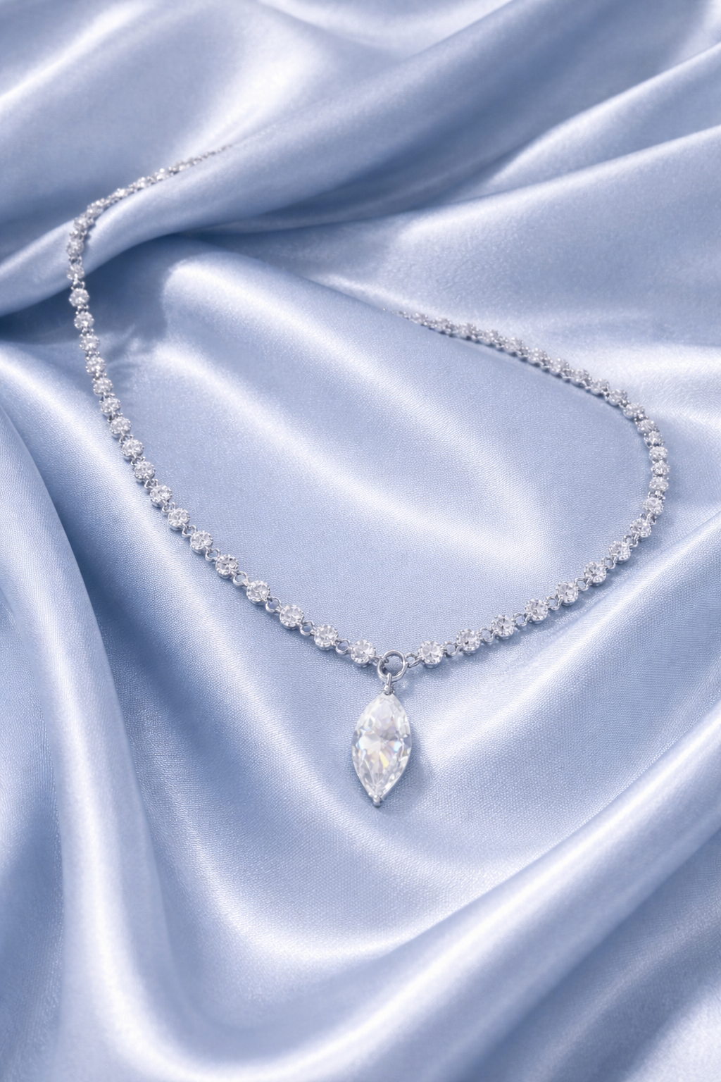 Collier Marquise Céleste