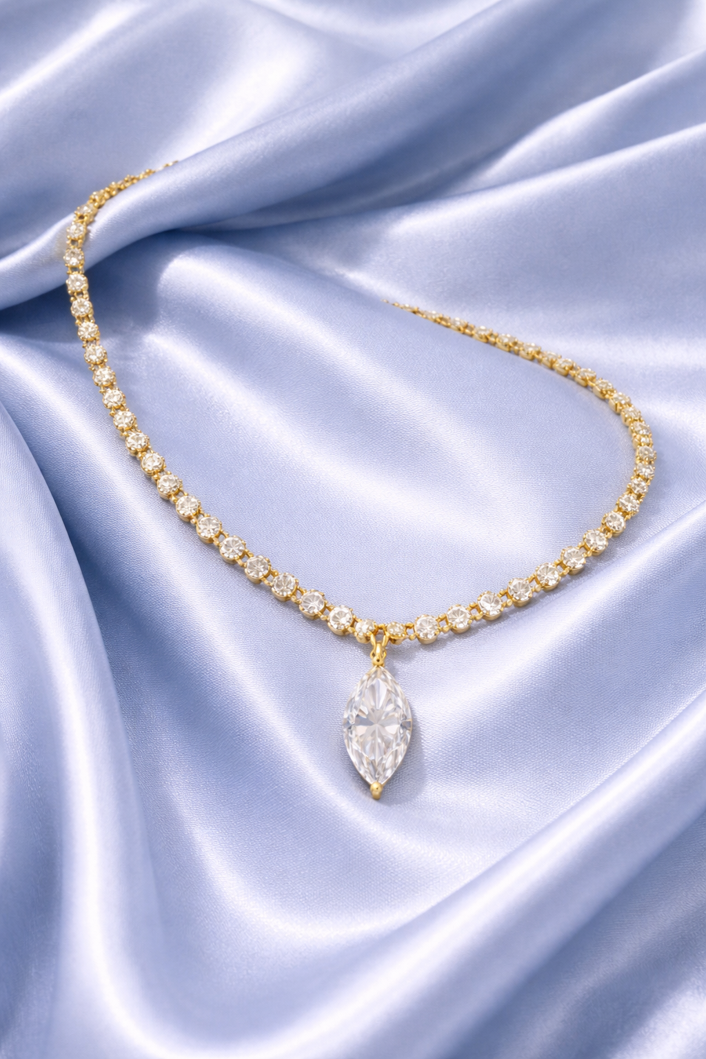 Collier Marquise Céleste
